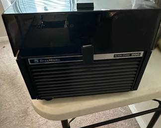 Bell & Howell Slide Cube 986 Projector