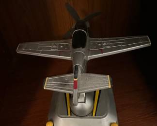 Fun Press P-51 Mustang Desktop Display
