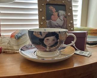 Gustav Klimt "The Kiss" Porcelain Tea Cup and Saucer