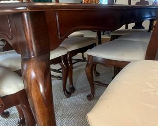 Queen Anne Style Mahogany Dining Table and Six Chairs