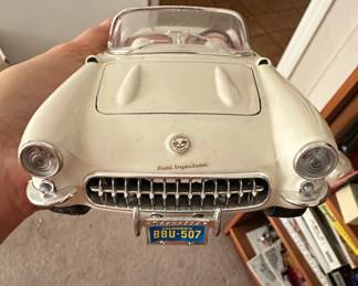 1957 Chevrolet Corvette Diecast Model by Bburago