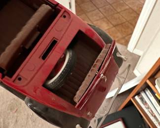 Solido 1934 Ford V8 Roadster Diecast Model