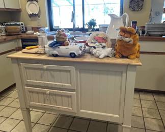 Vintage Two-Drawer Console Table with Wire Baskets