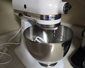 KITCHENAID MIXER