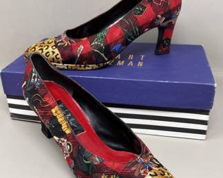 Lot 74 | Ladies Vintage Nicole Miller for Stuart Weitzman
