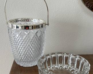 Lot 37 | Vintage Ice Bucket & Trinket Dish Champagne
