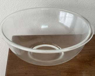 Lot 31 | Perfect Pyrex Glass Mixing Bowl
