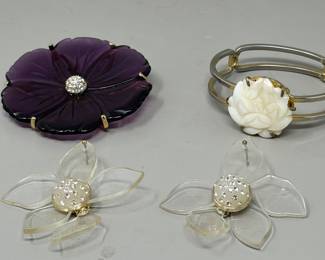 Lot 170 | Lucite Flower Earrings Acrylic Brooch Carved
