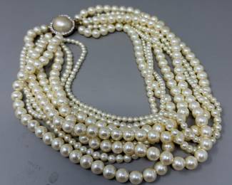 Lot 167 | Faux Pearl Multistrand Necklace w Clasp
