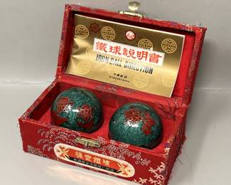 Lot 302 | Vintage Chinese Baoding Balls Meditation in Box
