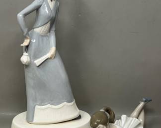 Lot 316 | NAO Porcelain Statues Ballerina, Lady about Town
