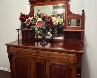 Victorian carved mahogany sideboard with mirror