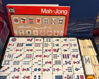Vintage Mah-Jong 