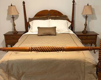 Georgian Design Vintage Carved Mahogany Poster Bed 