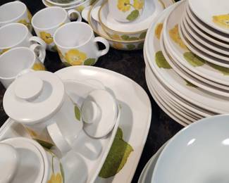 Noritake Progression 'Flower Time' Dinnerware Set.