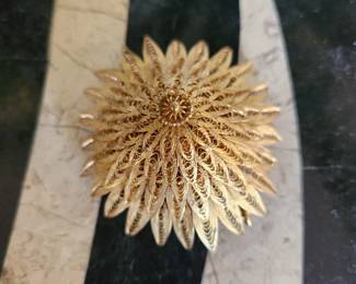 A wonderful unique Pin