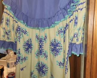 Lots of Vintage Hawaiian Clothes both for Men and Women! Mu'umu'u Dress!