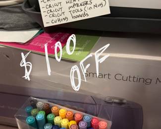 Cricut & Cricut heating press with markers and more $100 off