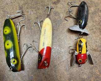 Antique fishing lures