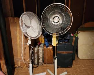 Floor stand fans