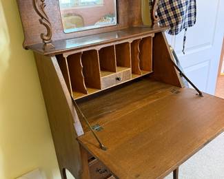 	#35	Antique Secretary 27x15x58	SOLD			