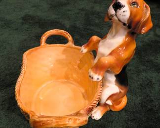 Vintage Italian ceramic beagle