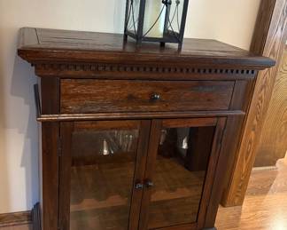 Wine cabinet