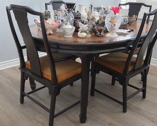 60s collectible 4 seater fine table 