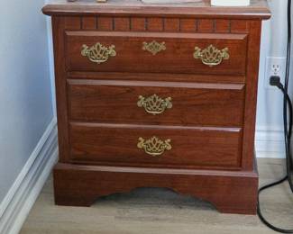 attractive end table, two sets 