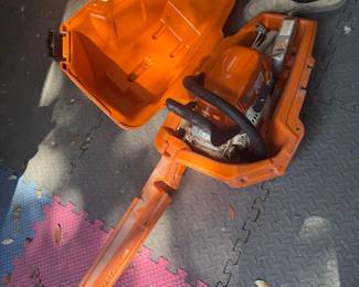 STIHL MS Farm Boss Chainsaw with Carrying Case