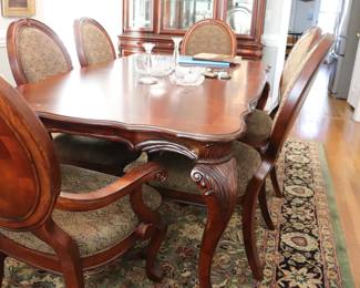 American Signature Dining Table with 6 Chairs