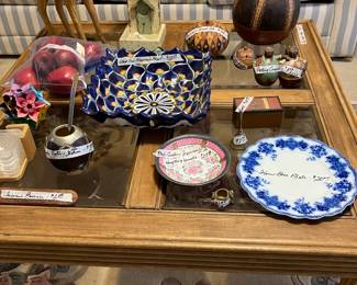 Oak coffee table, gourd art leather campbell