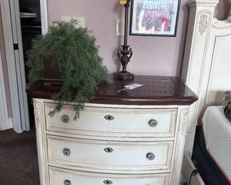 Thomasville Impressions Nightstand