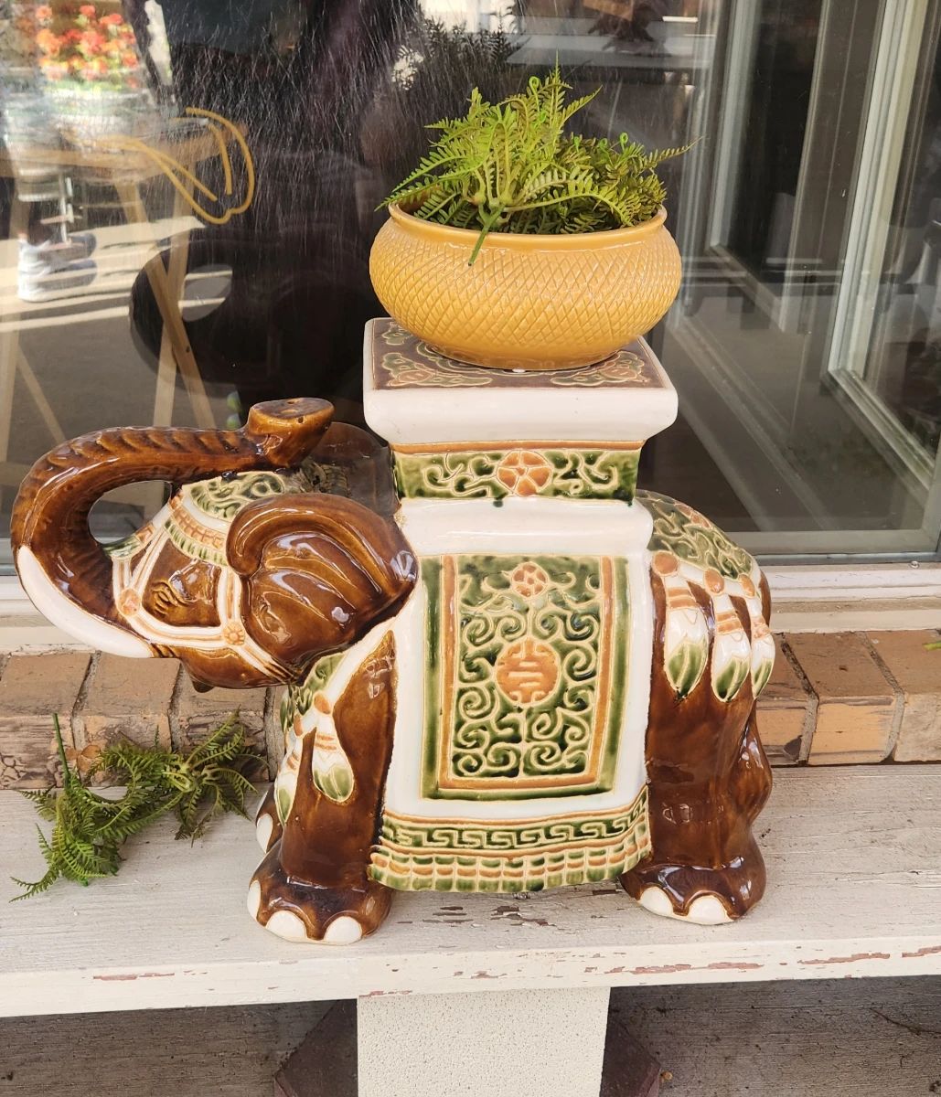 Ceramic elephant garden table
