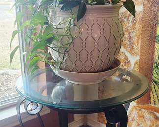 Glass/metal decorative table
