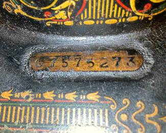 Singer Sewing Machine from 1919 Number