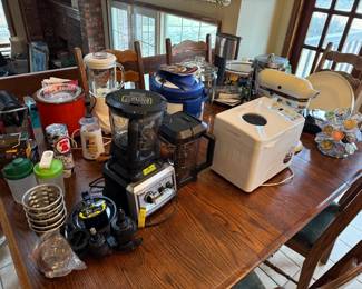 Plethora of small kitchen appliances