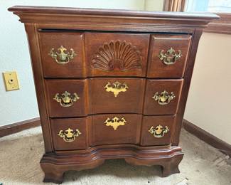 Queen Anne bedroom set
