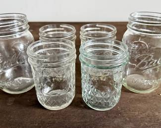 Glass Canning Jars (4 Small, 2 Medium)