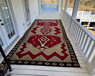 Gigantic Navajo rug 