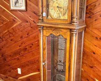 Howard Miller grandfather clock 