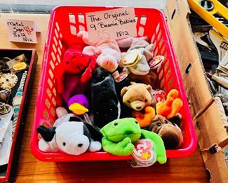 9 Beanie Babys