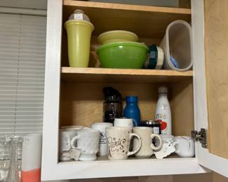 kitchen cups
