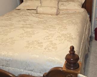 Another View of Queen Bed 