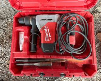 MILWAUKEE ROTARY HAMMER IN CASE
