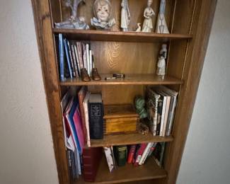 Bookshelf 