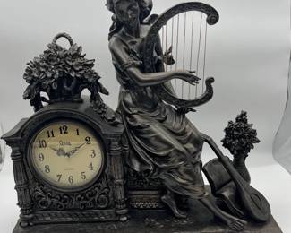 Vintage Crosa Quartz Mantel Clock