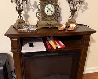 French MCM clock set in bronze