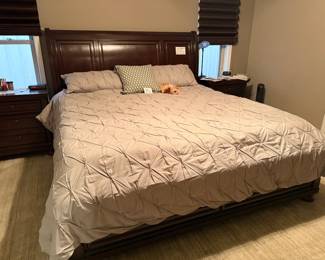 King bedroom set with dresser, mirror and two side tables