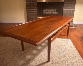 Wooden coffee table, mid-century